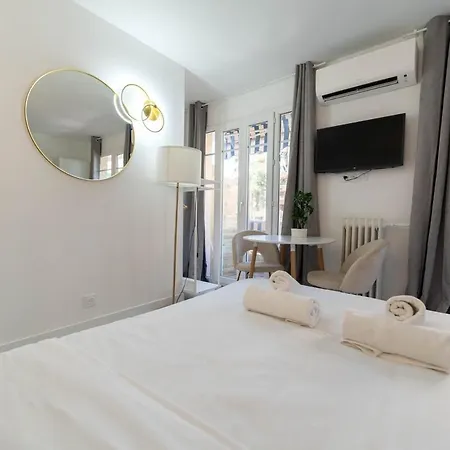 Cosy Νίκαια
